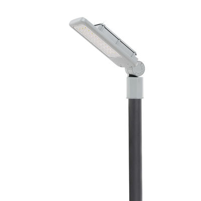 Lâmpada de rua LED integrada exterior de 7800lm ângulo ajustável grau IK09